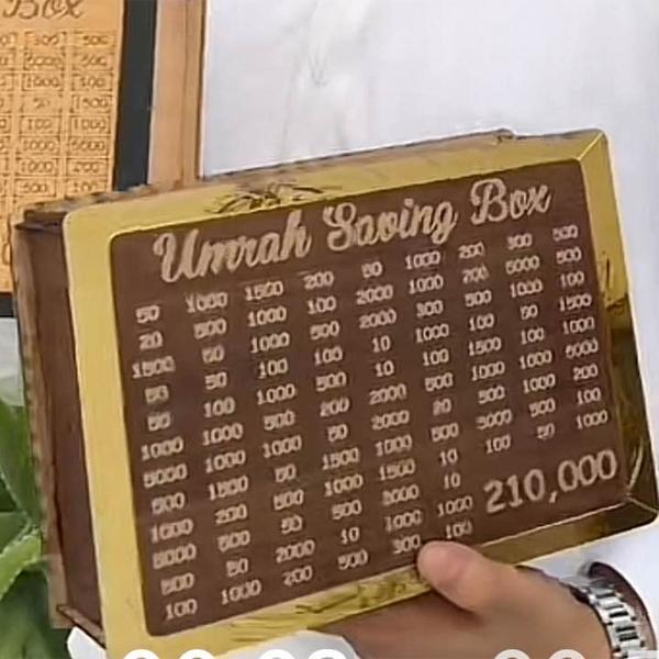 Umrah Saving Box – Wooden Islamic Money Bank for Kids & Adults